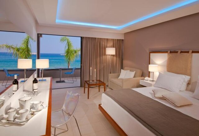 * Hotel Alimounda Mare - Pigadia ★★★★★