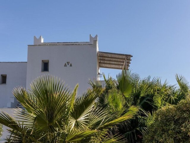 Helios Beach Studios ★★