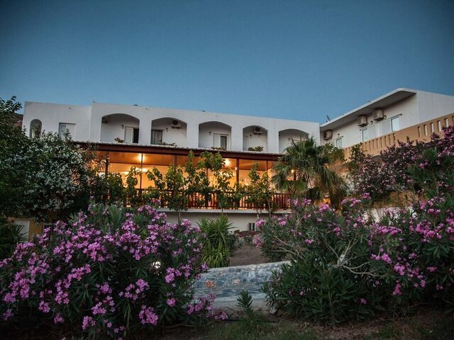 Ammoudi Hotel ★★