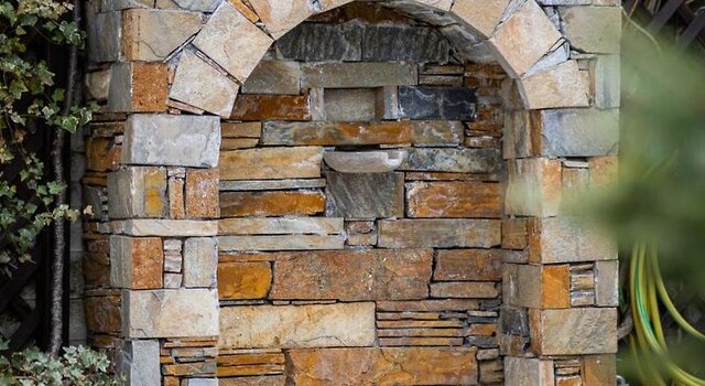 Archontiko Naoumidi ★★★★★