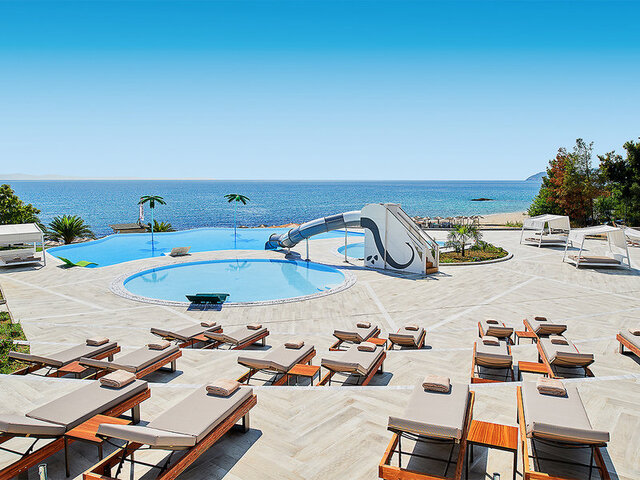 Alexandra Elegance ★★★★★