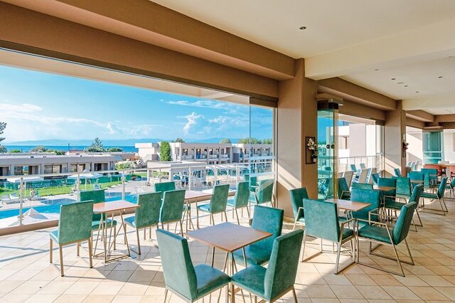 Alea Hotel  & Suites ★★★★