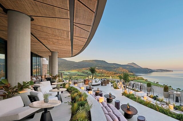 Mandarin Oriental, Costa Navarino ★★★★★★