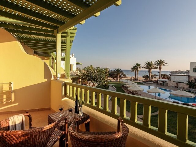 Finikas Beach Hotel ★★★★