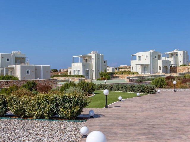 Sun and Moon Villas ★★★