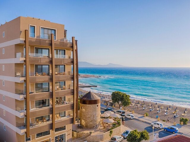 Bellevue On The Beach Suites ★★★★★