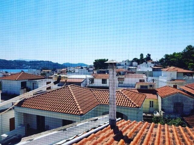 Avres Apartments ★★★