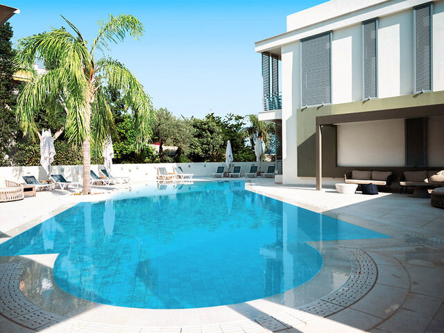 Flisvos Royal ★★★★