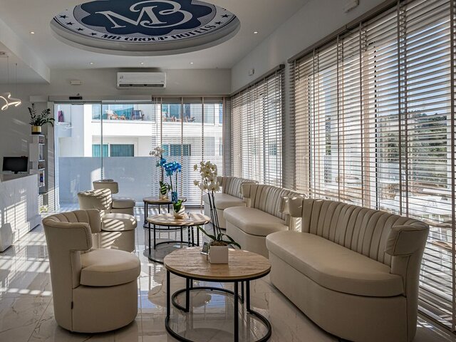 Mer Bleu Beach Hotel ★★★★★