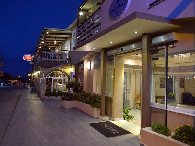 Planos Beach Hotel ★★★★