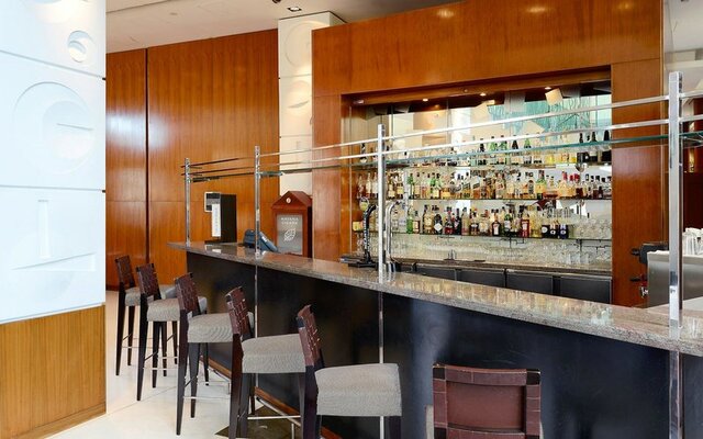Canary Riverside Plaza Hotel ★★★★★