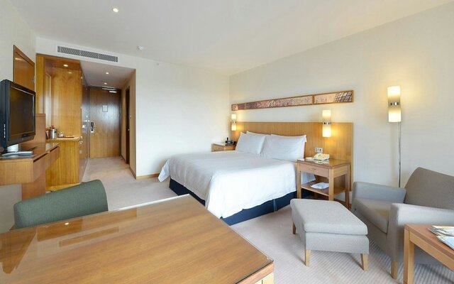 Canary Riverside Plaza Hotel ★★★★★