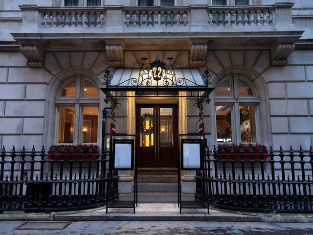 Royal Horseguards ★★★★★
