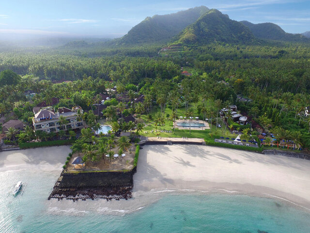 Candi Beach Resort & Spa ★★★★