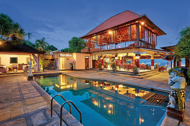 Respati Beach Hotel ★★★