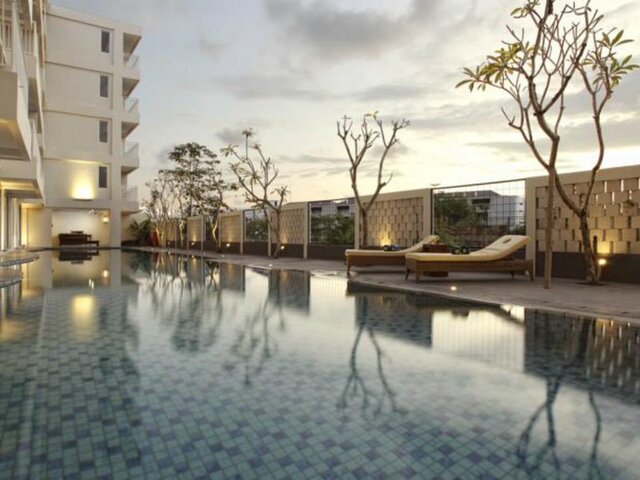 Paragon Hotel Seminyak ★★★★