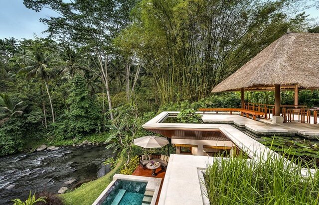 Four Seasons Resort Sayan ★★★★★★