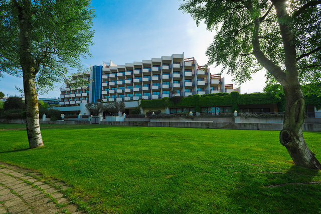 Savoy Beach Hotel & Thermal SPA ★★★★★