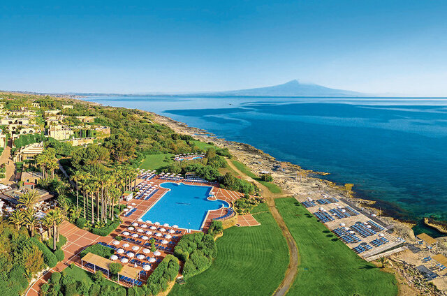 Mangia's Brucoli, Sicily,Autograph Collection ★★★★★