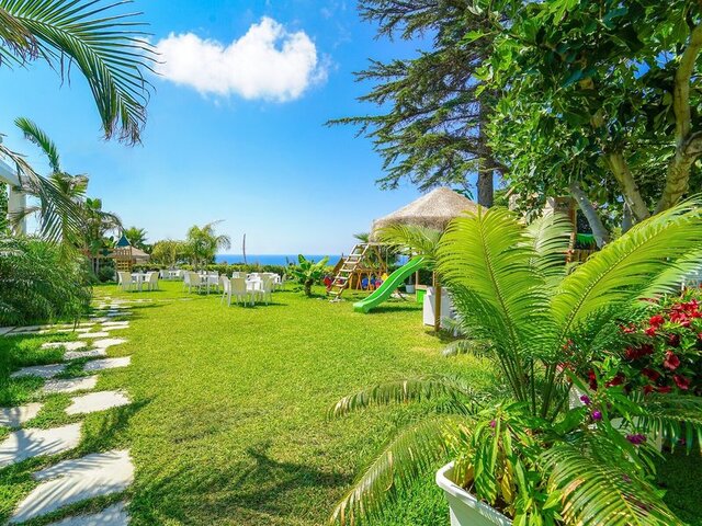 Hotel Ristorante La Bussola ★★★★