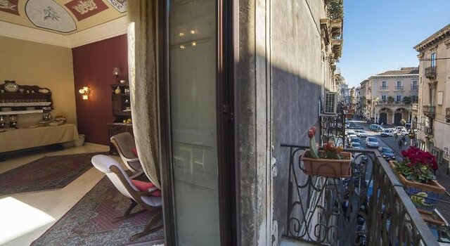 Catania Inn ★★★★★
