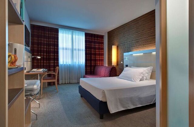 Holiday Inn Express Langhe Cherasco ★★★★