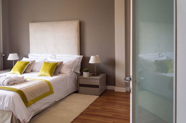 Como Lake Suites 