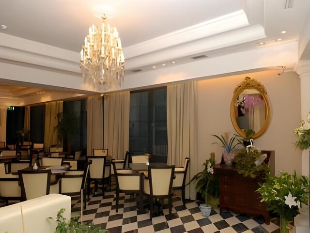 Excelsior ★★★★