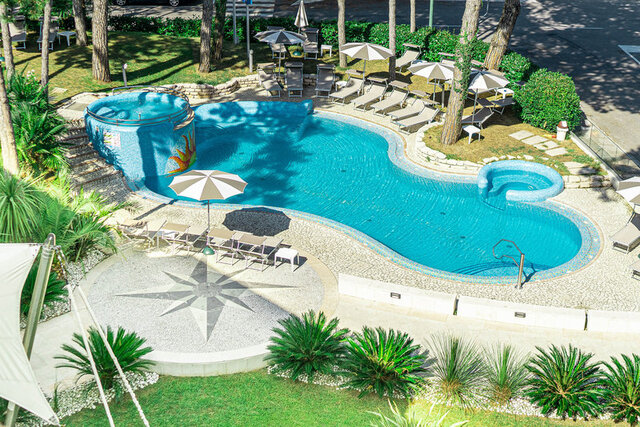 Hotel Mediterraneo ★★★★