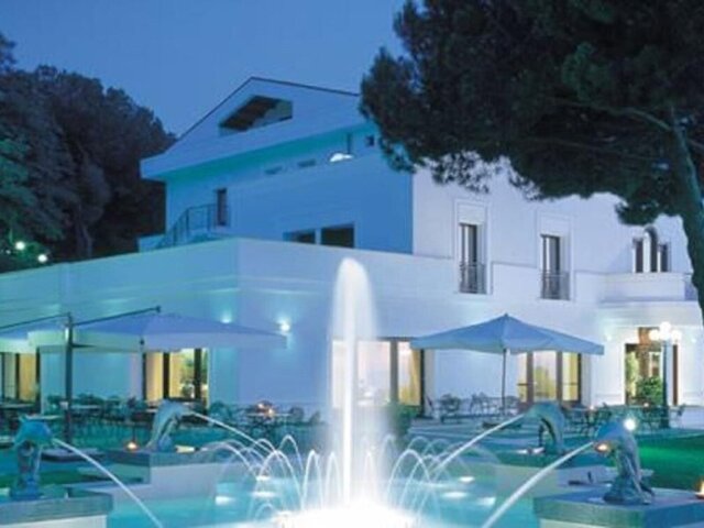 Domus Caesari ★★★★