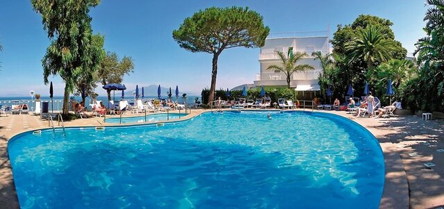 Hotel Garden Riviera ★★★★