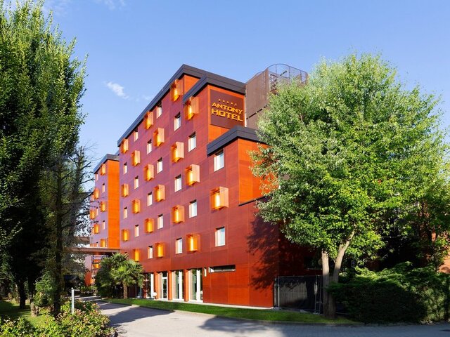 Antony Hotel ★★★★