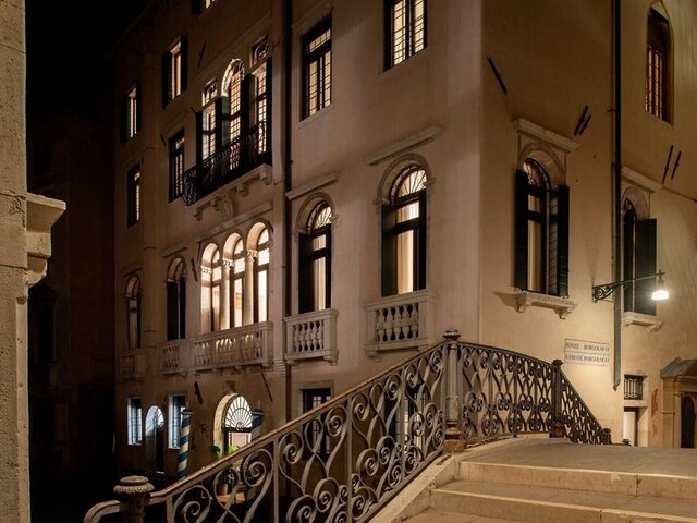 Eight Venezia ★★★★★