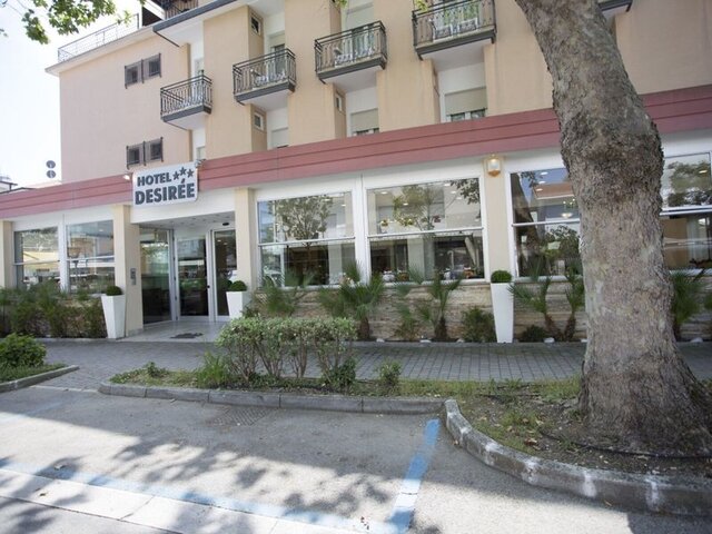 Hotel Desiree ★★★