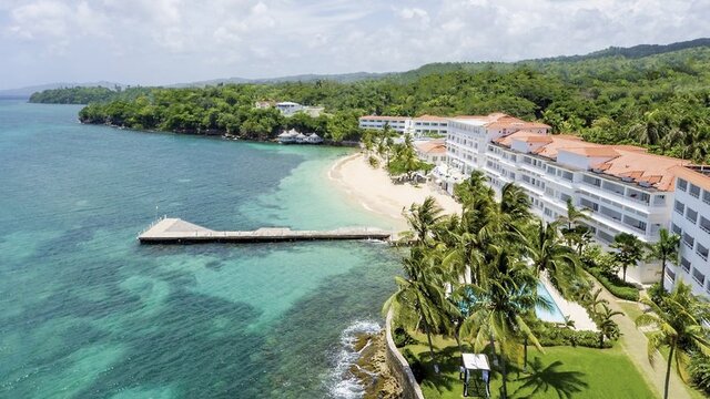 Couples Tower Isle ★★★★★