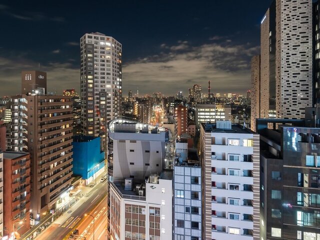 E Hotel Higashi Shinjuku ★★★