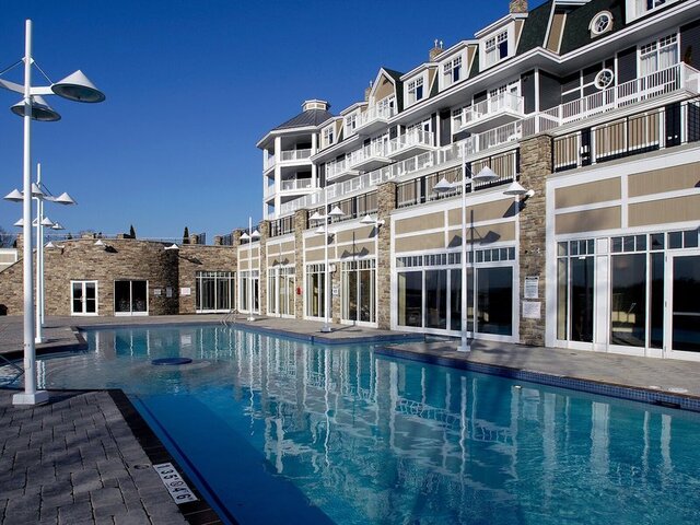 JW Marriott The Rosseau Muskoka Resort & Spa ★★★★