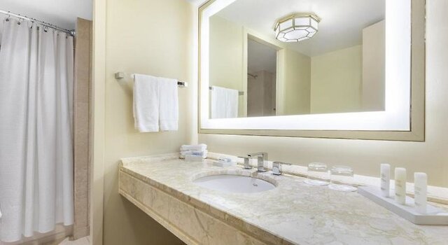 Omni Mont-Royal Hotel ★★★★