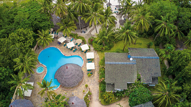 Pinewood Beach Resort & Spa ★★★★