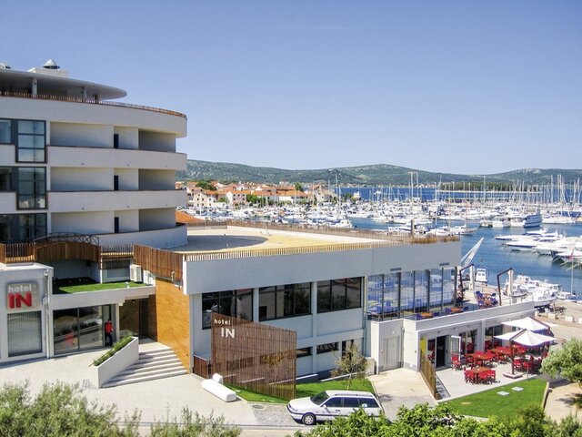 Hotel IN ★★★★