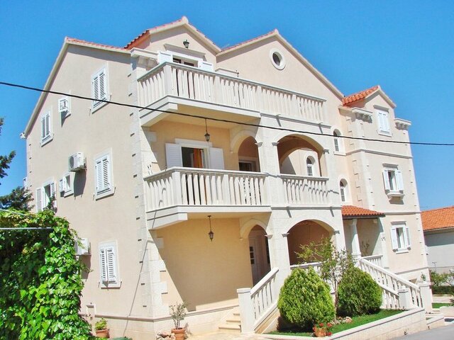 Villa Maria ★★★