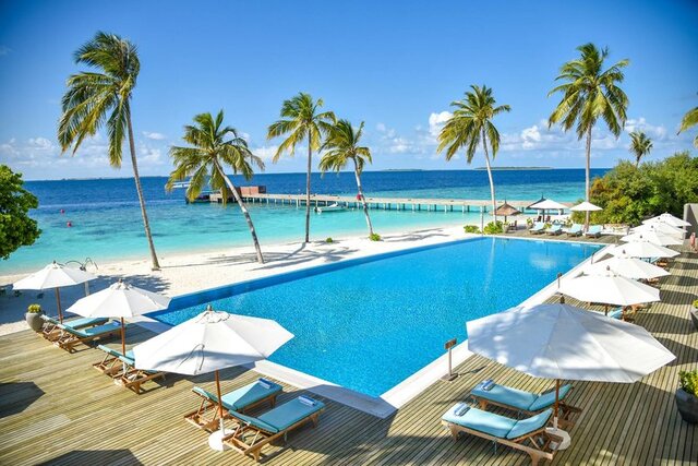 Reethi Faru Resort ★★★★