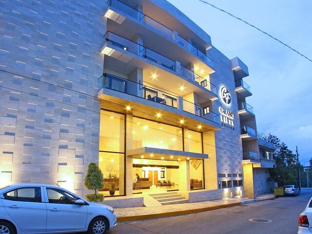 Grand Fifty Suites ★★★★