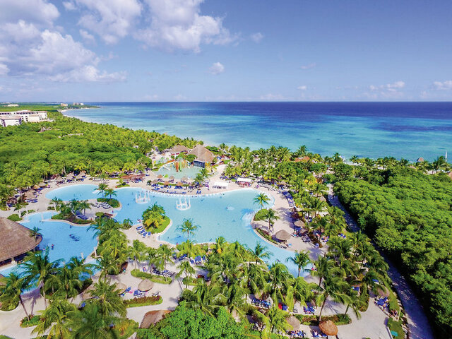 Grand Palladium Colonial Resort & Spa ★★★★★