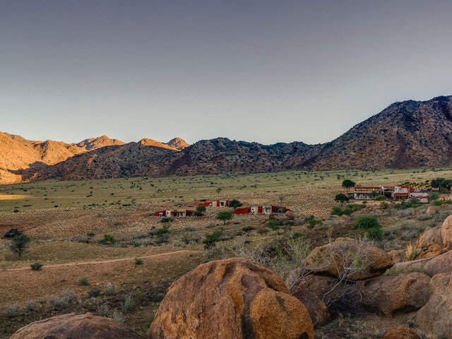 Barkhan Dune Retreat ★★★