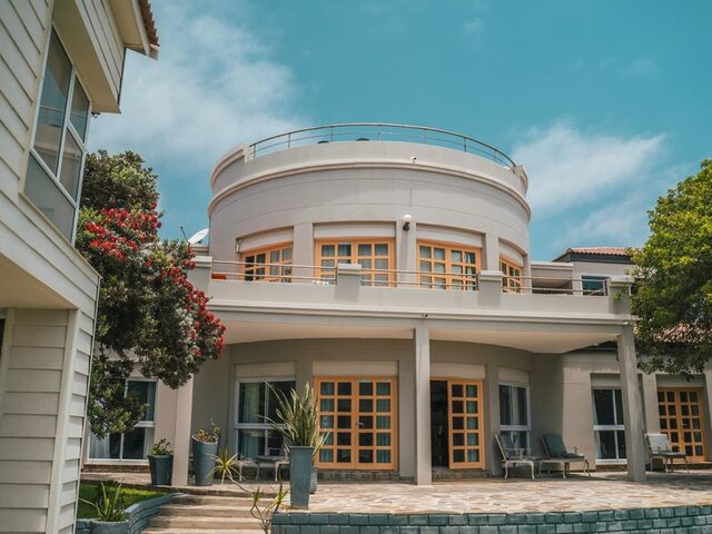 Ocean House ★★★