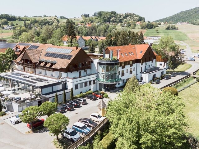 Vulkanlandhotel Legenstein ★★★★