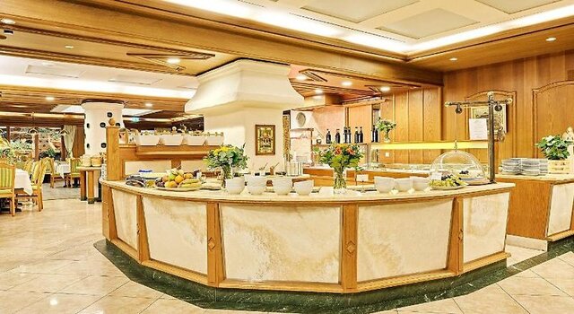 Thermenwelt Hotel Pulverer ★★★★★