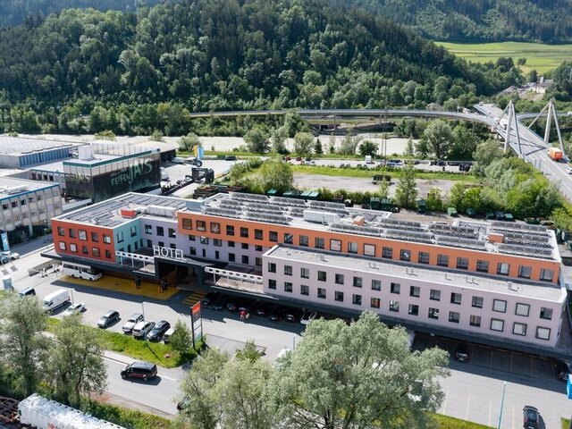 hwest hotel  Hall ★★★★