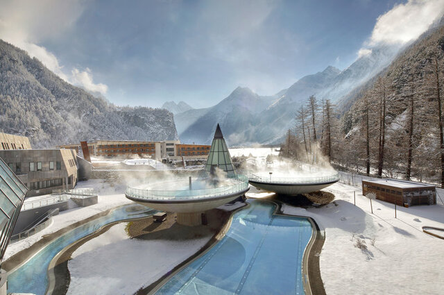 Hotel Aqua Dome ★★★★